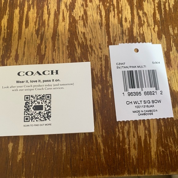 NWT Coach Card Holder Mini Wallet Bow Signature Canvas - Picture 8 of 8